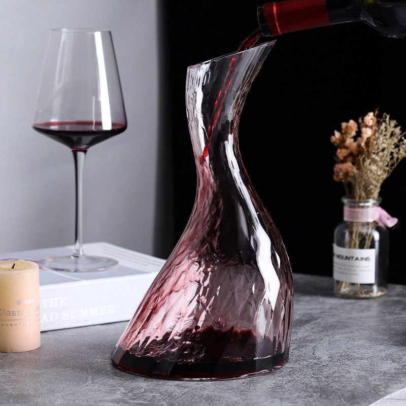 carafe à vin contemporaine remplissage